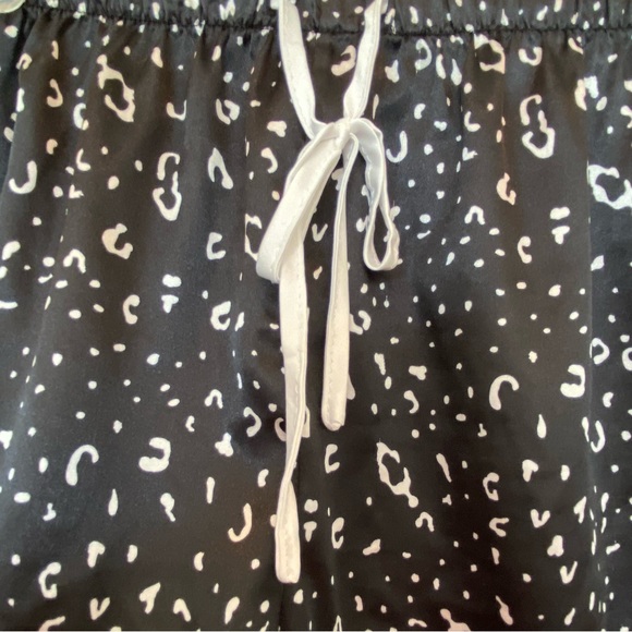 She + Sky Leopard Print Silky Pajama Set Women’s Size Large - Picture 4 of 11